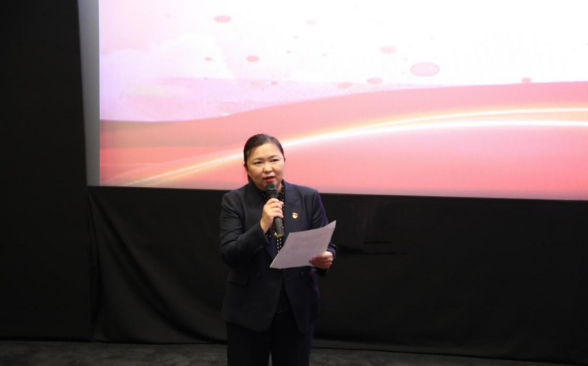 �����ʲ��������޹�˾��֧����չ ����ɫ��Ӱ����� ���·ܽ�����ʱ�� ���⵳���˶�